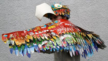 Makedo Parrot Costume: Wearable Bird Wings and Parrot Hat