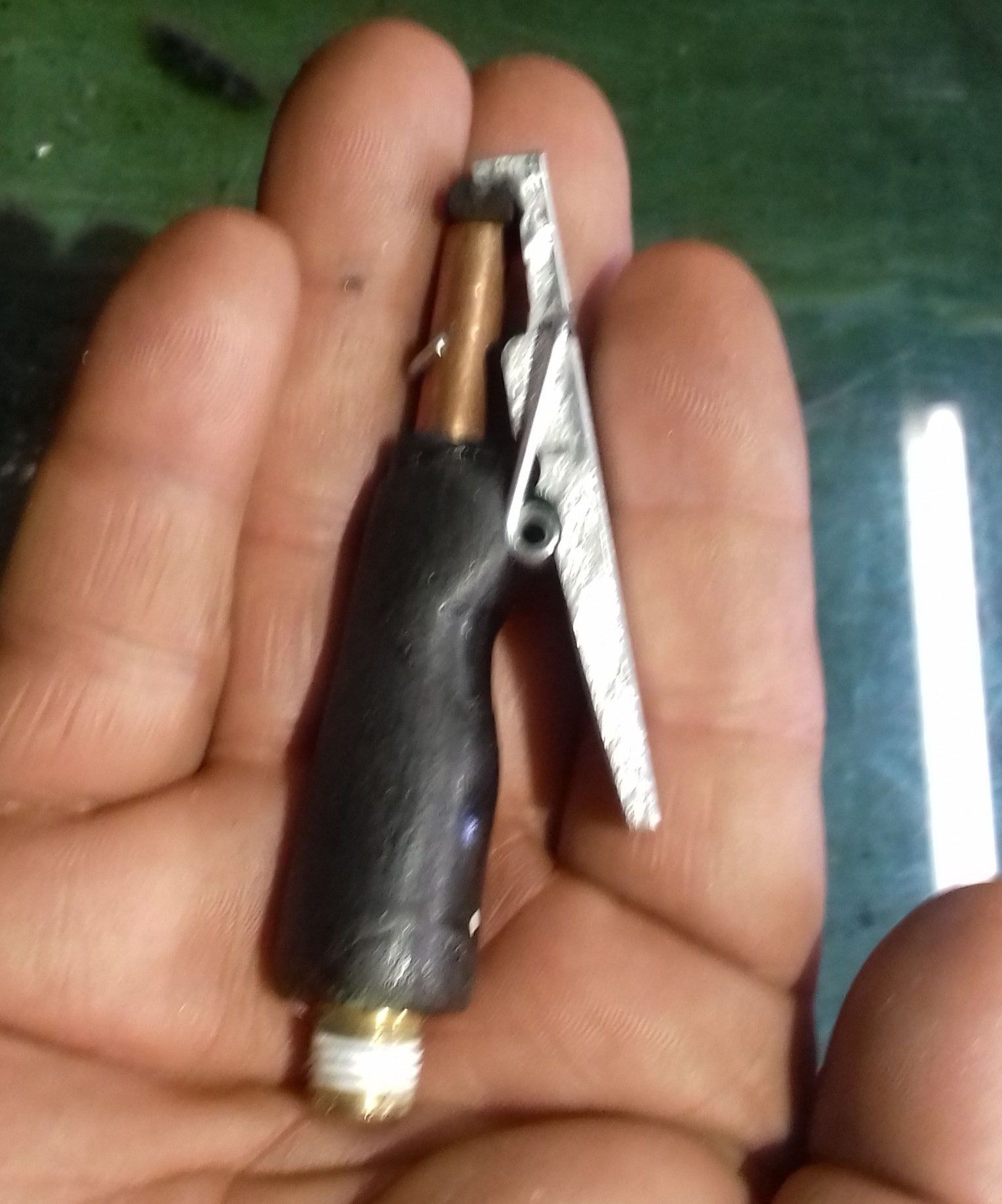 MINI DEADMAN VALVE FOR SANDBLASTING