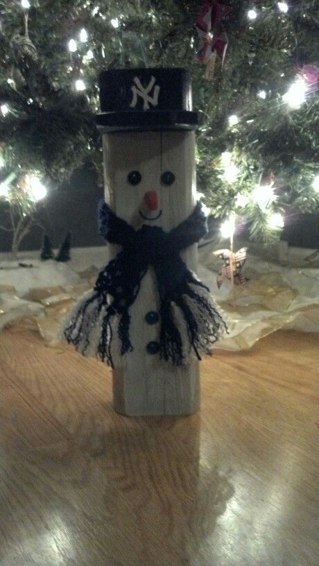 DIY Wooden Snowman