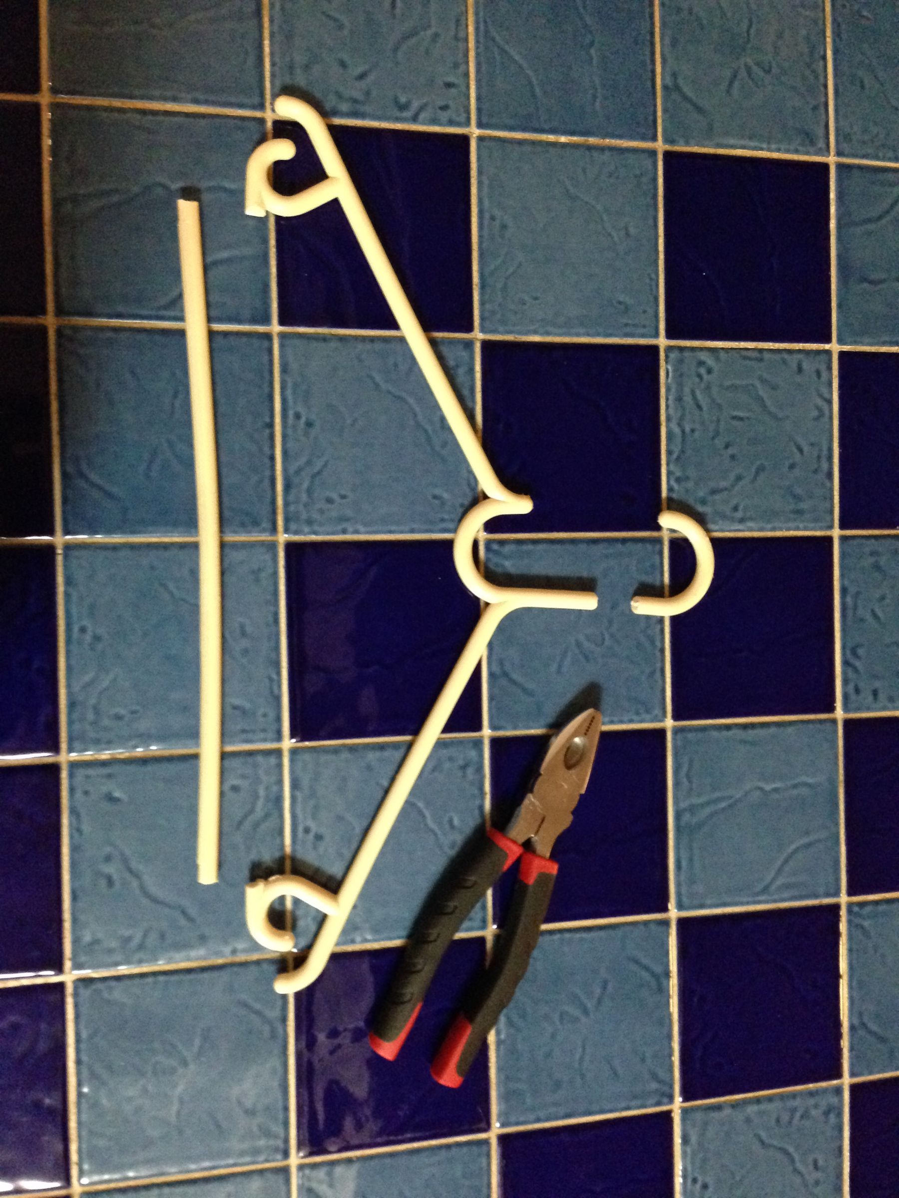 Hanger Bow and Arrow 4 Steps Instructables