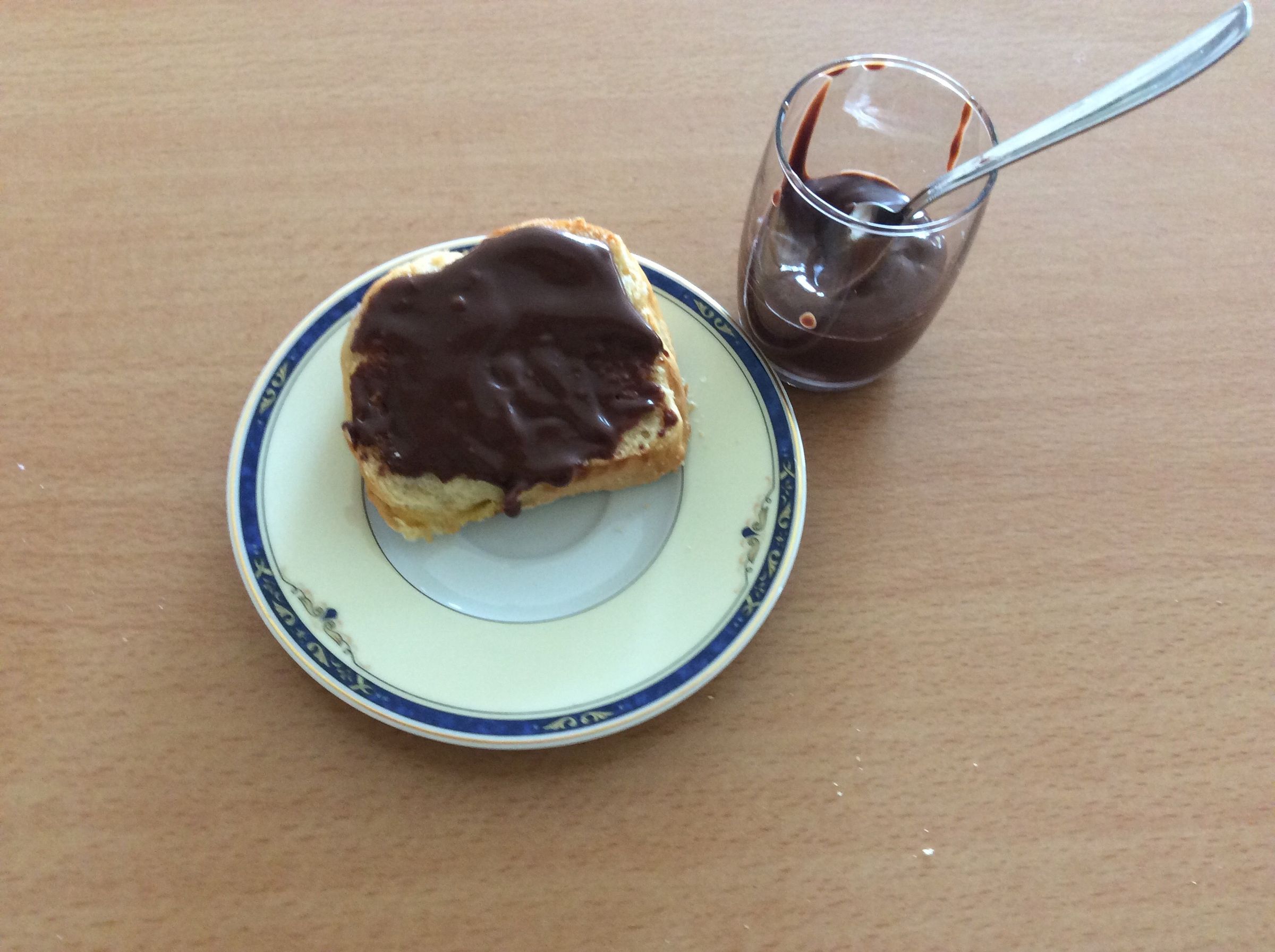 How to Make DIY Chocolate Spread