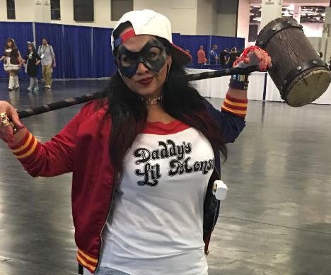 How to Build a Harley Quinn Mallet and Mask