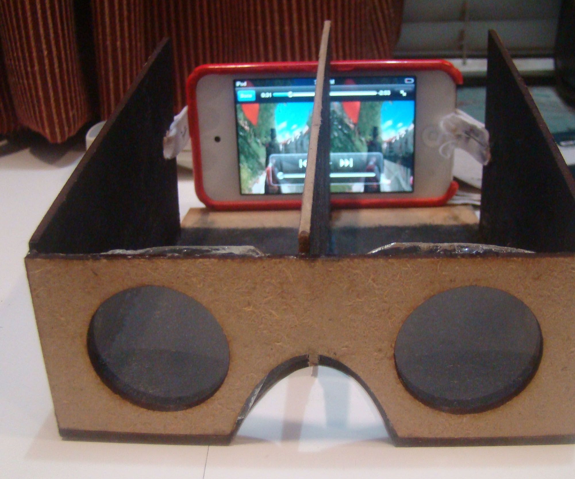 3D Viewer and Virtual Reality Headset like Oculus Rift and Google Cardboard, for Ipod Touch and similar size Smart phones.