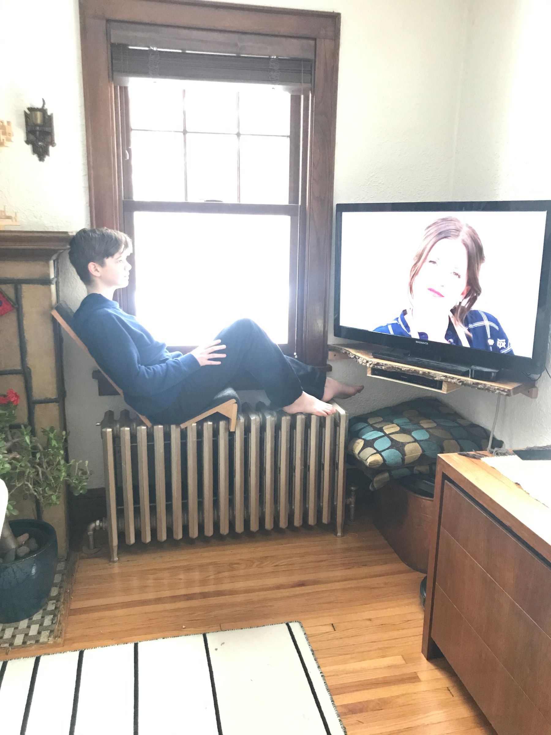 Cozy Felt Radiator Chair : 5 Steps - Instructables