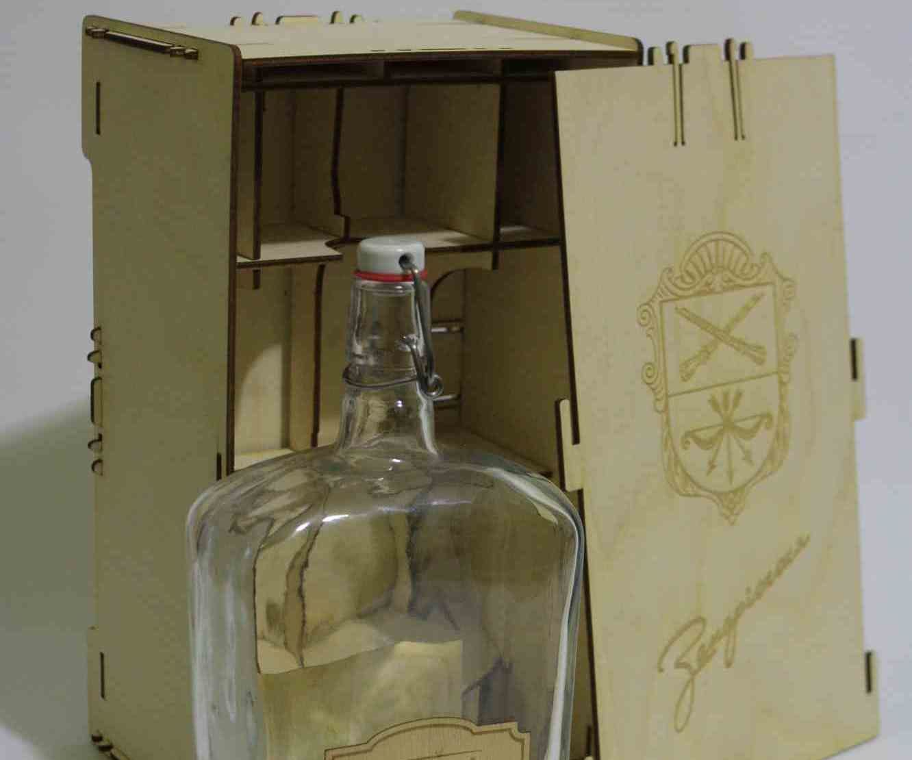 Bottle Box From Pluwood. 