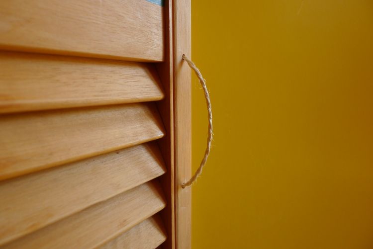 Light Heavy-Duty Handle