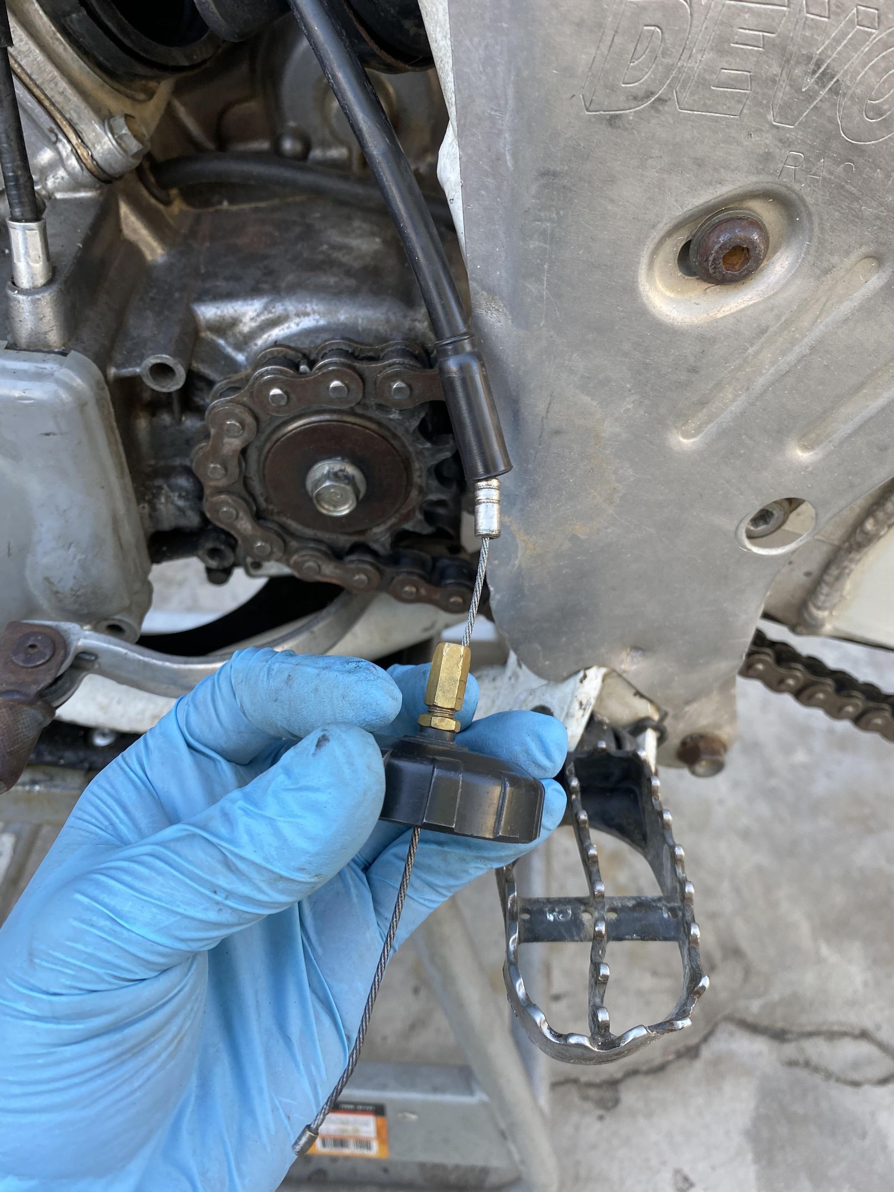 How to Change Throttle Cable on Cr125/Dirt Bike 12 Steps (with