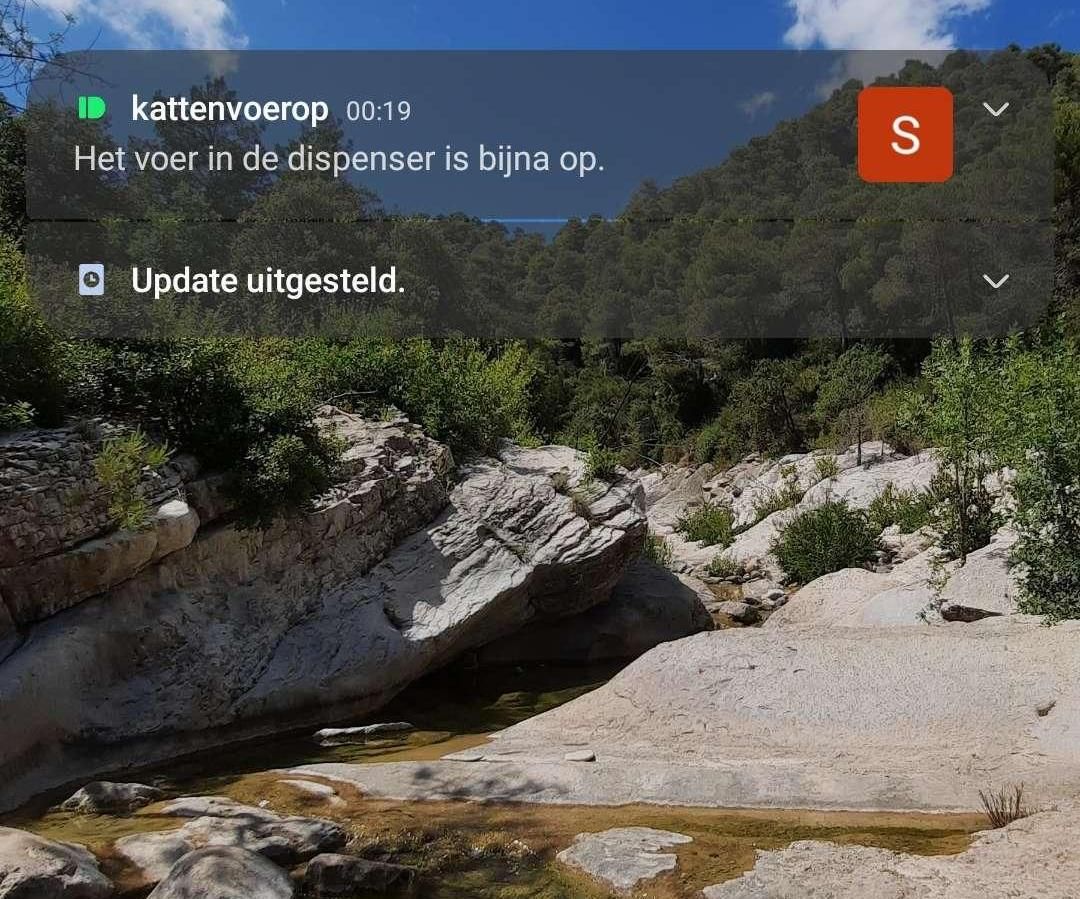 How to Send a Push Notification to Your Phone With the Press of a Button