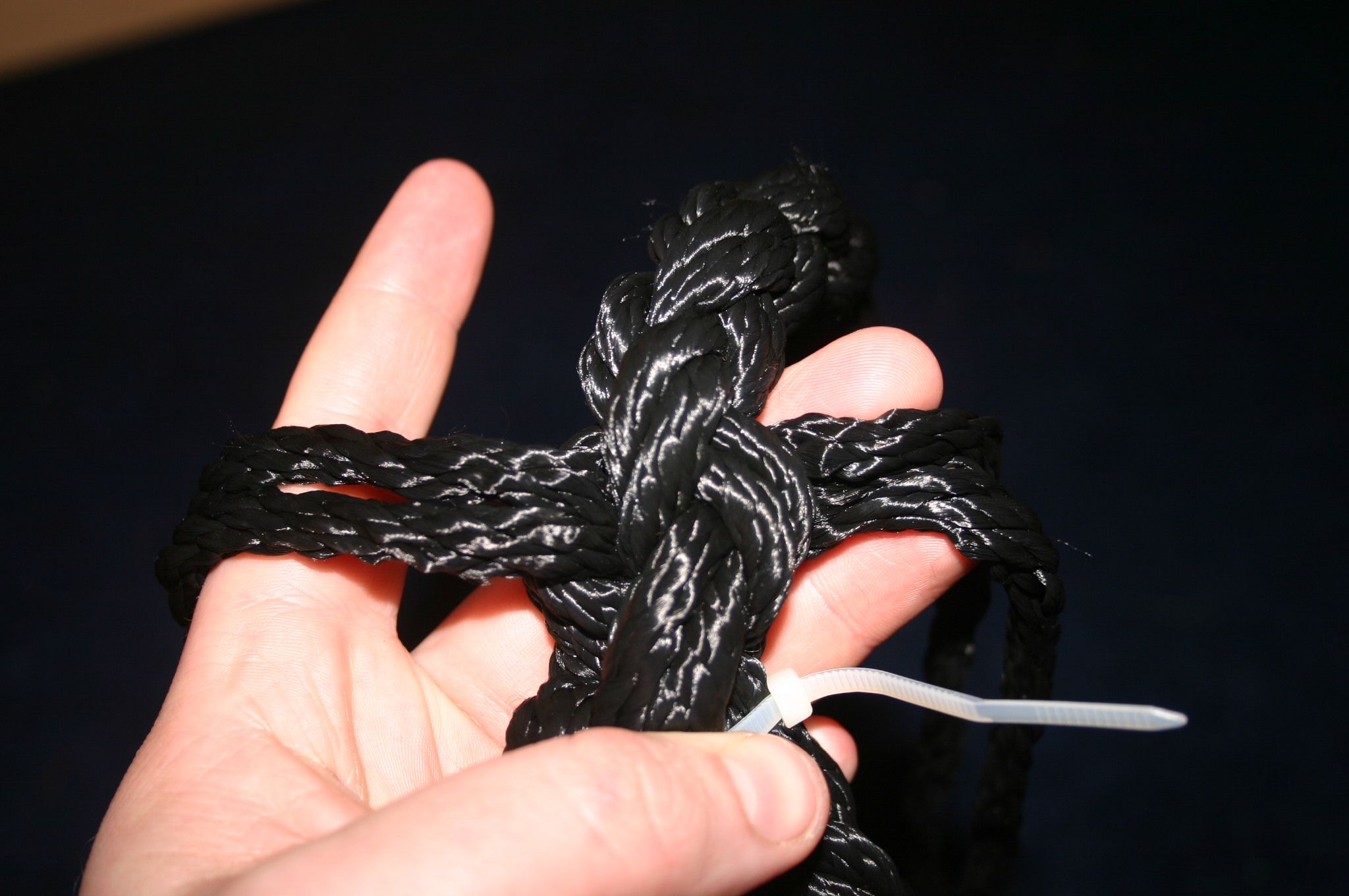 Making a Rope Handle for a Jugger Chain : 4 Steps - Instructables