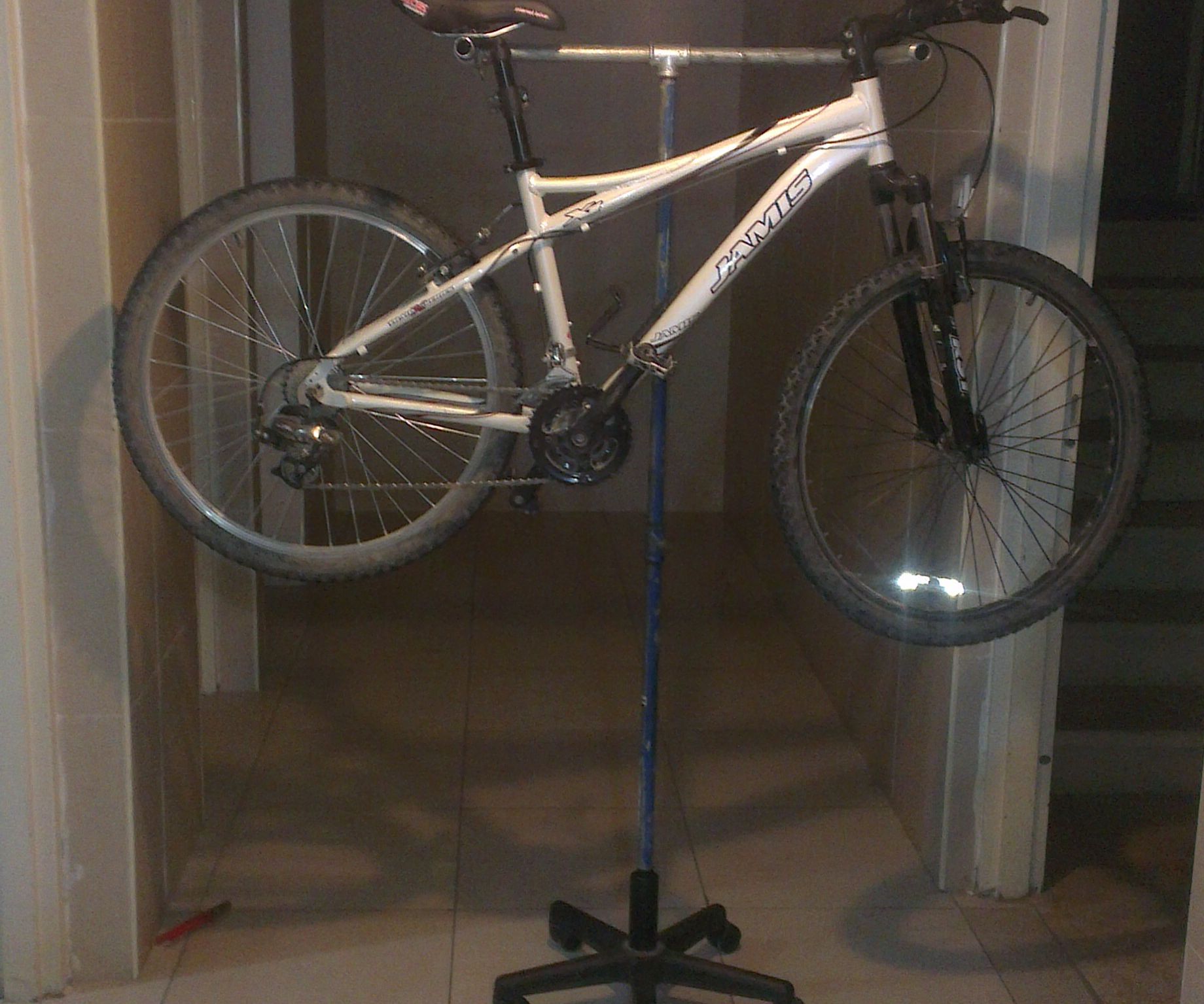 portable bike repair stand