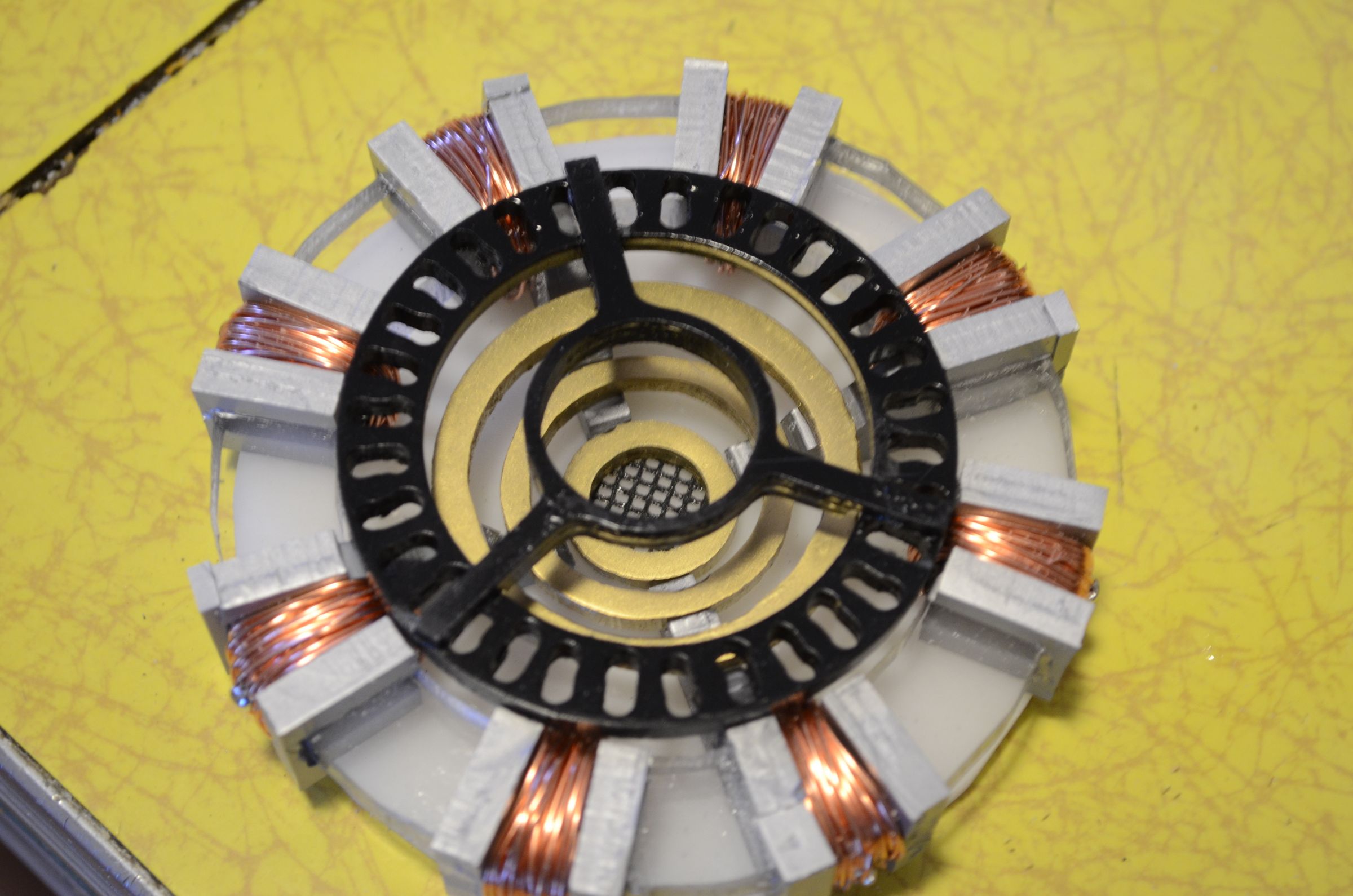 Create a Wearable Arc Reactor : 5 Steps (with Pictures) - Instructables