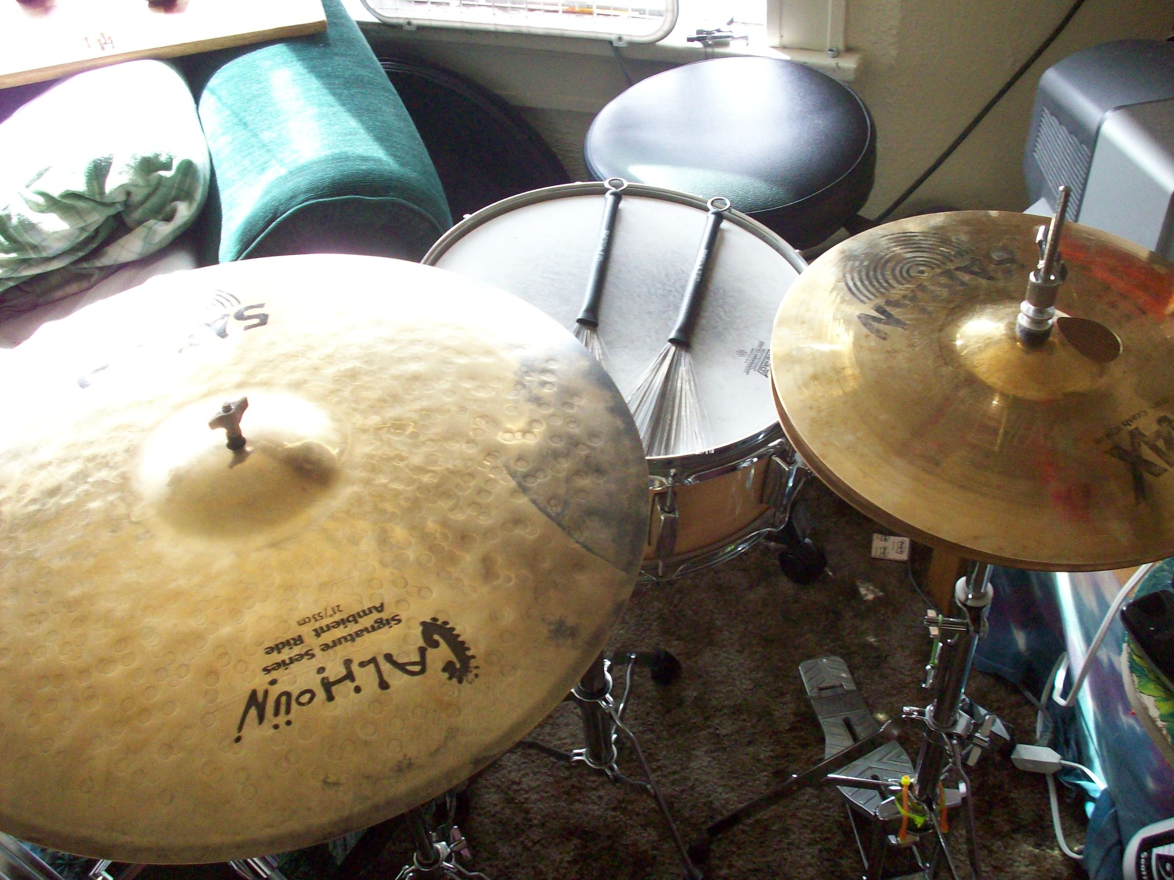 Floor Tom to Kick Drum Conversion on a Tight Budget. +updated+ 6 Steps Instructables