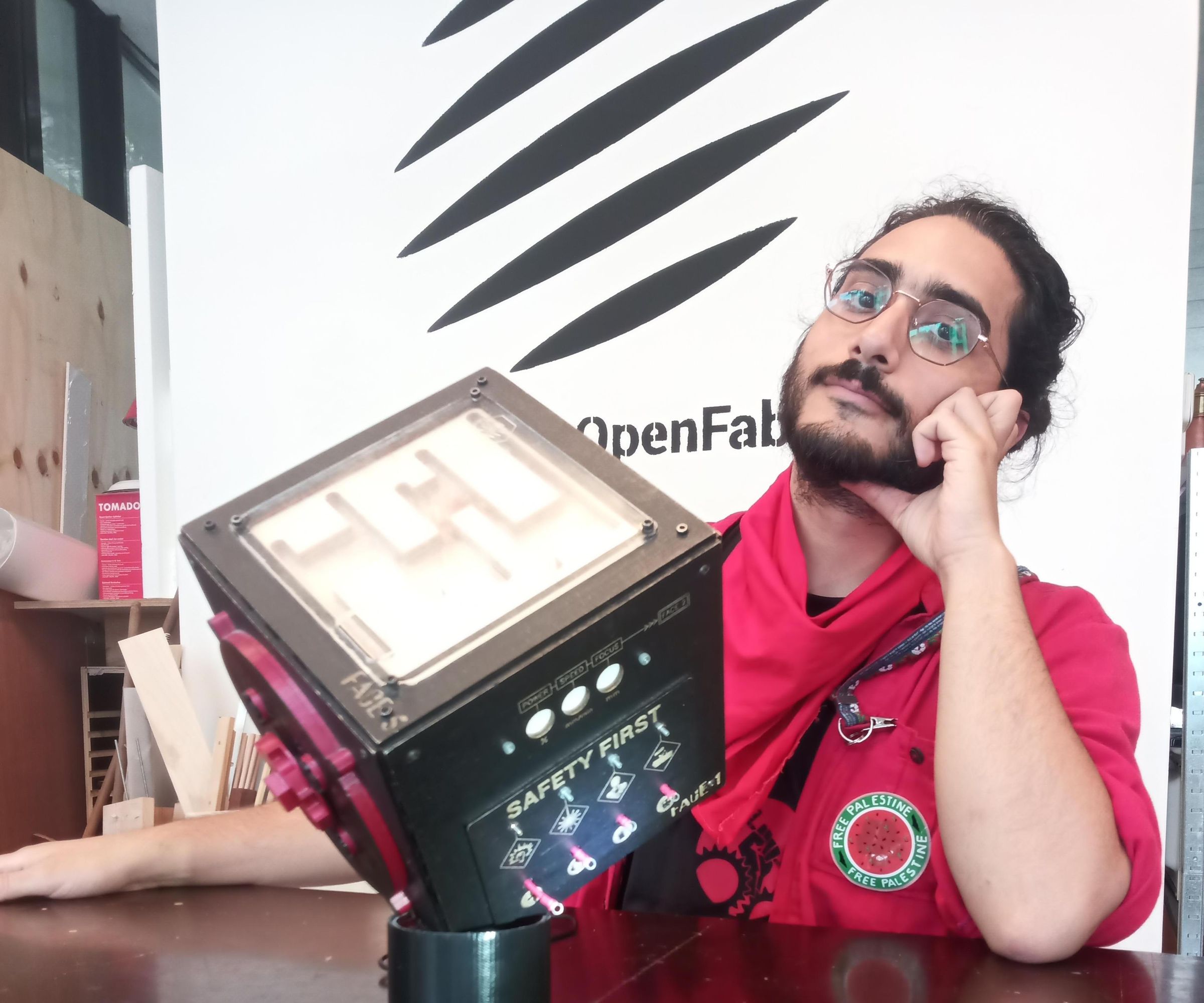 The Enigmaker : a Fablab Introductory Escape Box
