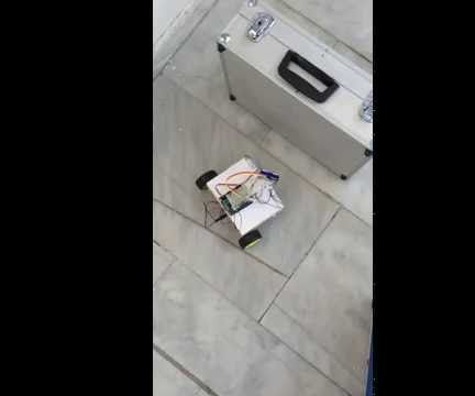 Obstacle Avoiding RC - Ultrasonic Sensor on a Servo