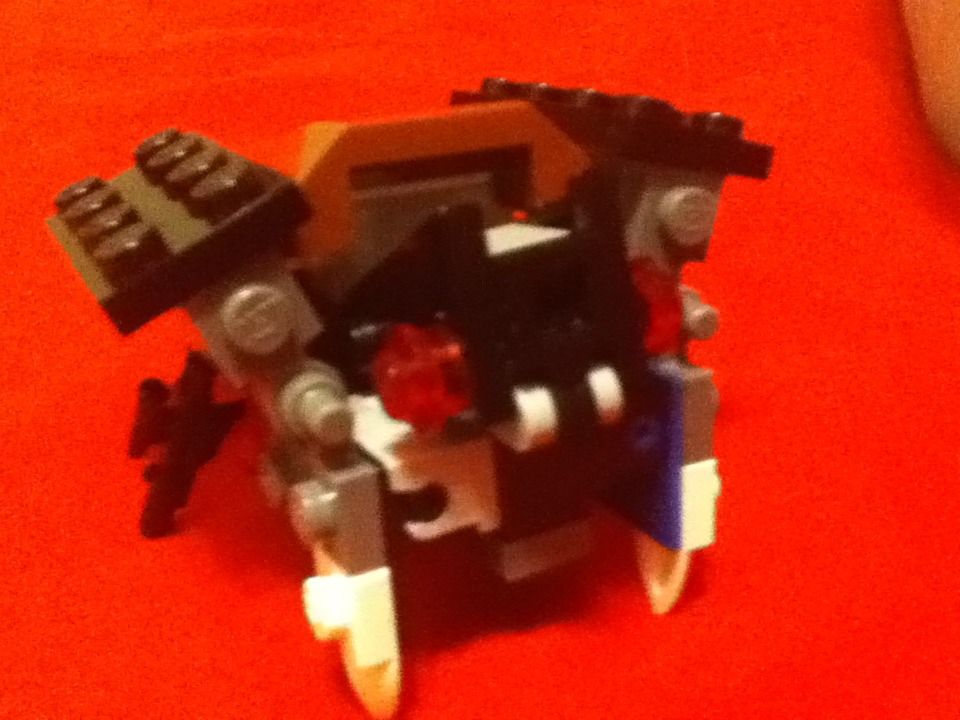 Lego Transformer: Insecticon Hardshell