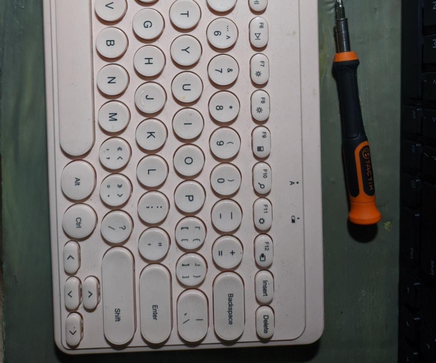 Repair Liquid Damaged Keyboard With Tin Foil