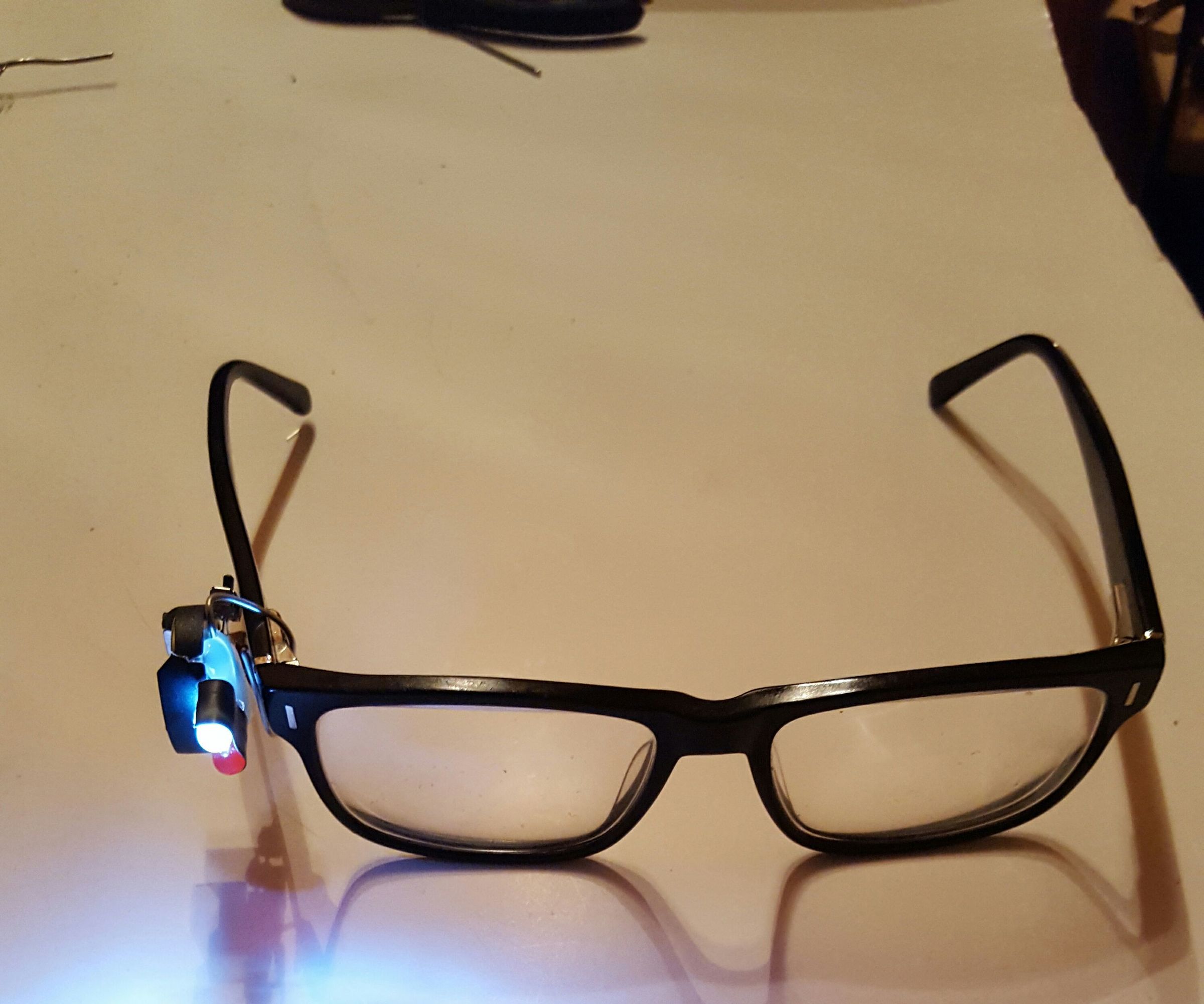 The Glasses Light