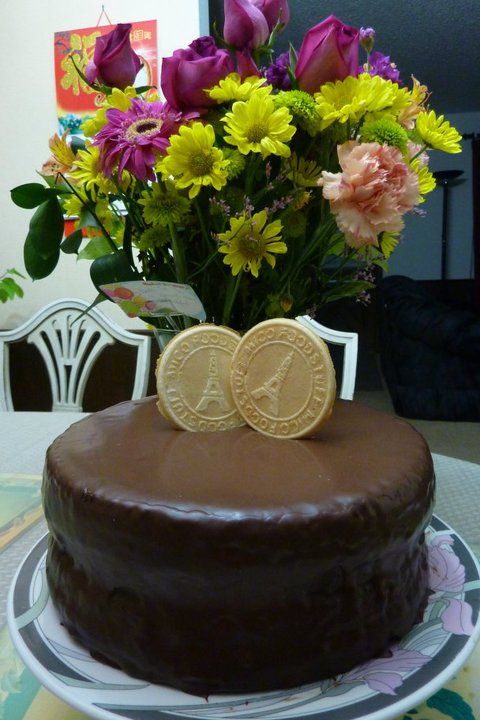 Gooey Chocolate Cake with Ganache Frosting and Vanilla Wafers