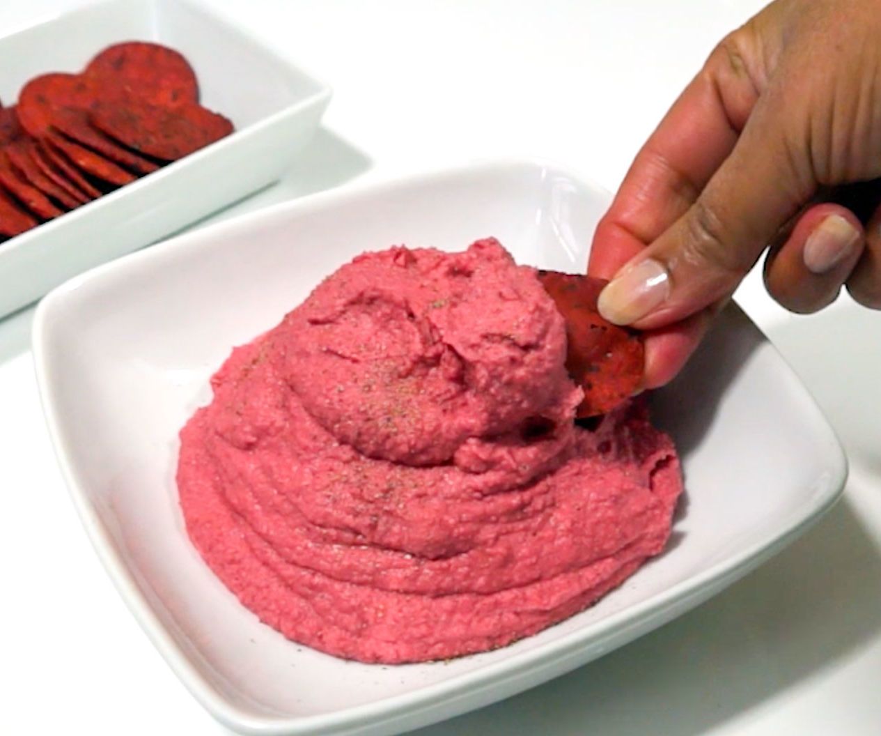 Easy Healthy Hummus: Creamy Beet Hummus Recipe