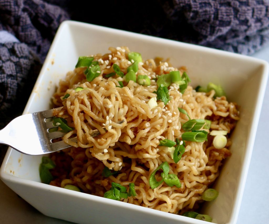 Sesame Garlic Ginger Ramen Noodles Recipe 6 Steps (with Pictures