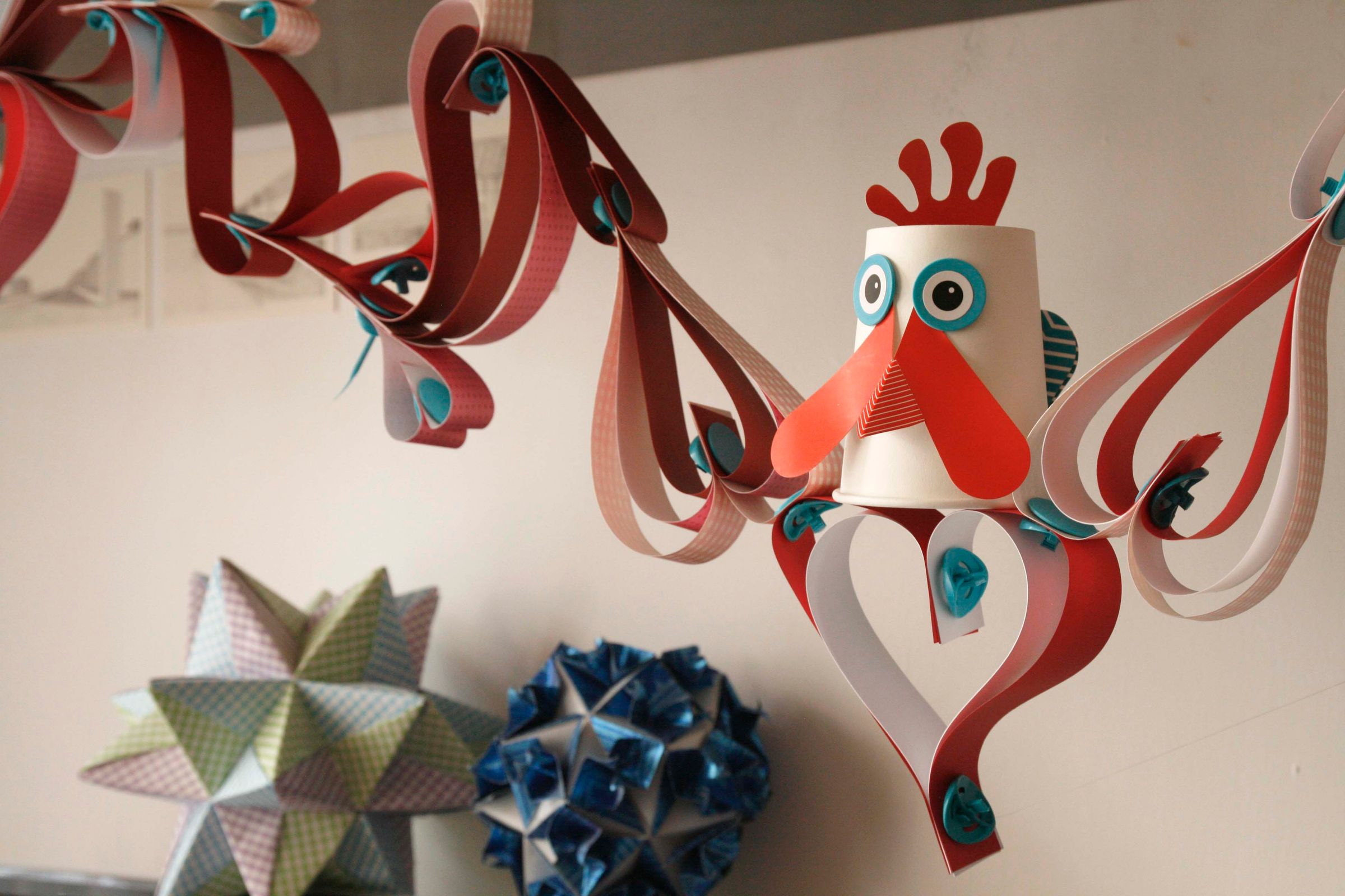 Makedo Paper Heart Chain