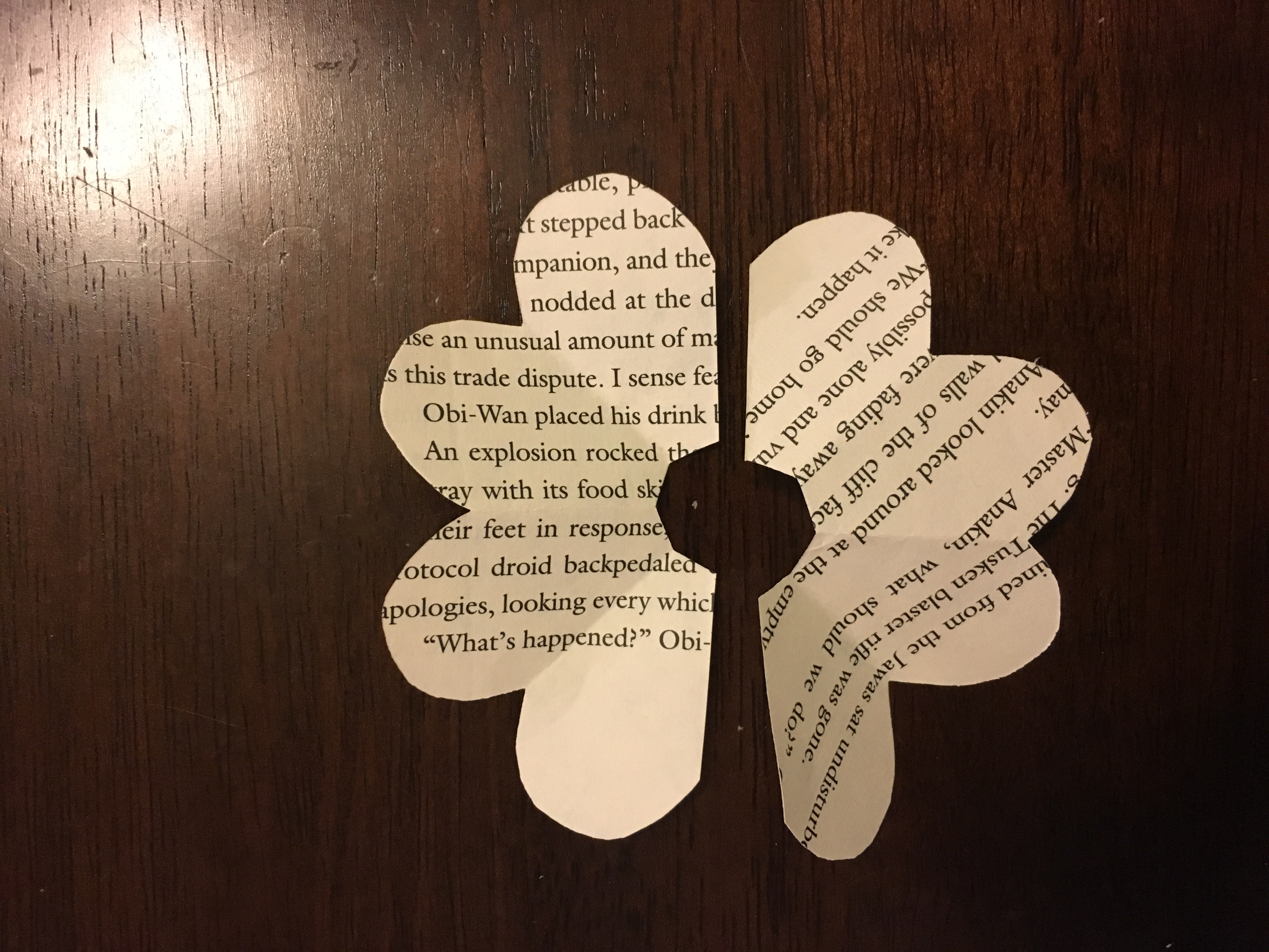 How to Make Book Page Flowers : 7 Steps (with Pictures) - Instructables