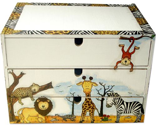 Decoupage Napkins on Furniture - Part 1