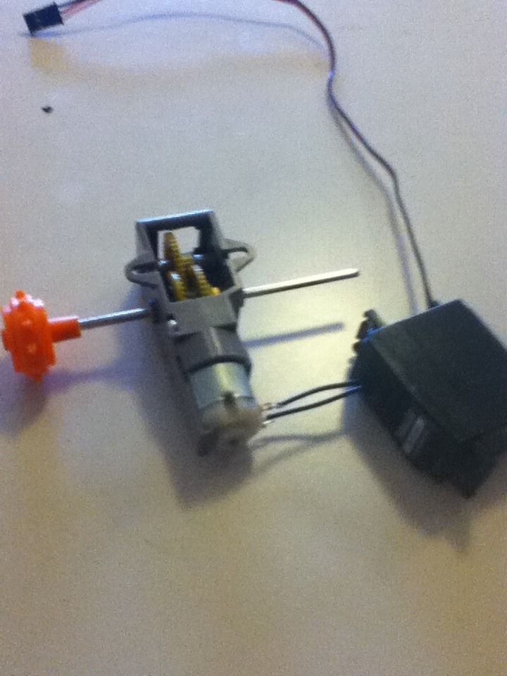 Jury Rigging a Servo to Drive a Low Voltage Motor (DIY ESC)