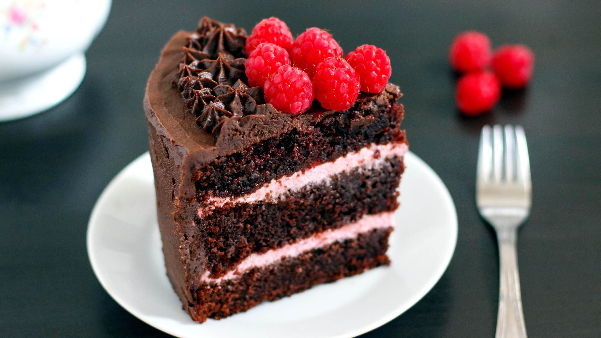Ultimate Red Wine Chocolate Raspberry Cake 5 Steps (with Pictures