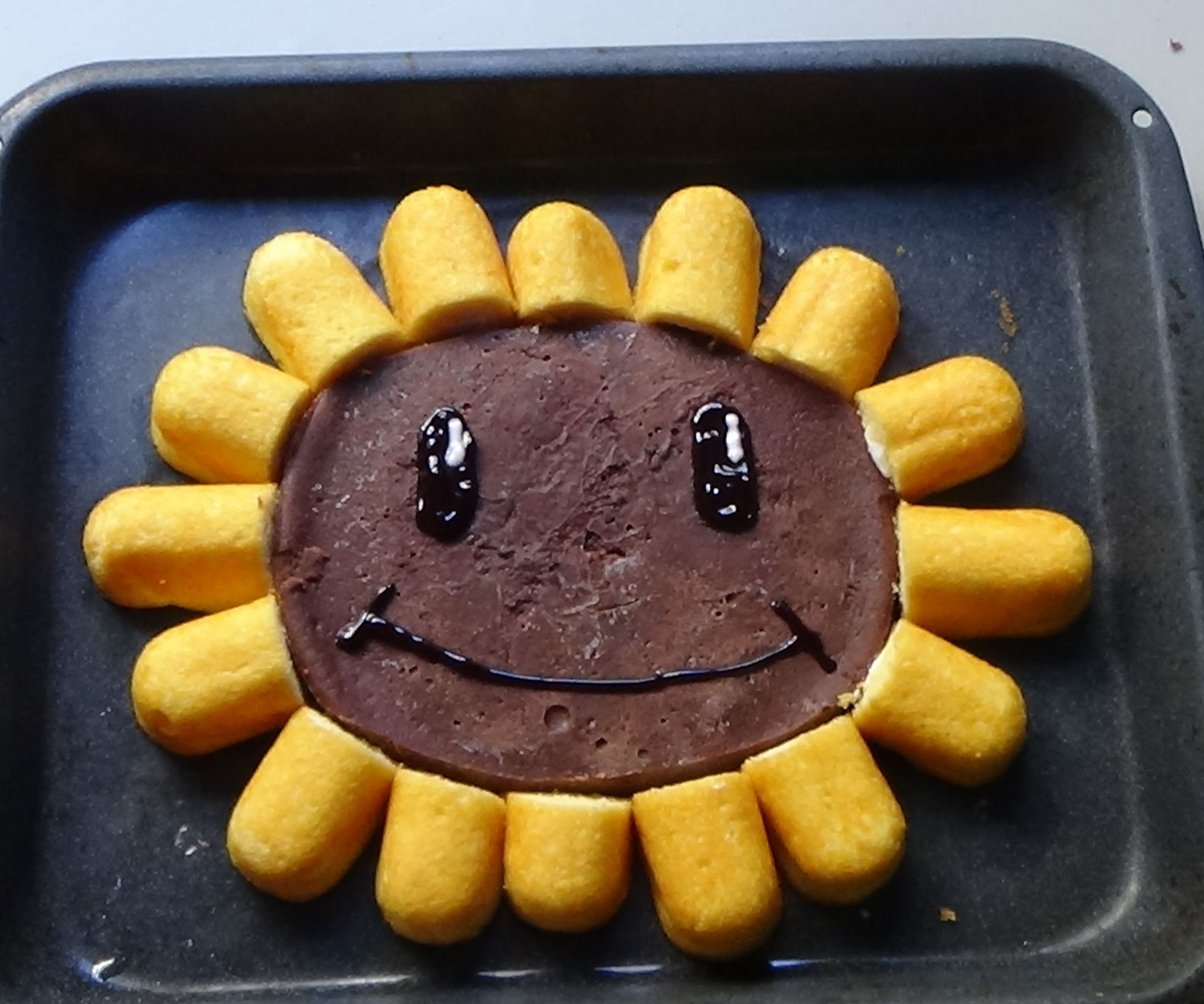Plants Vs Zombies Sunflower Cake