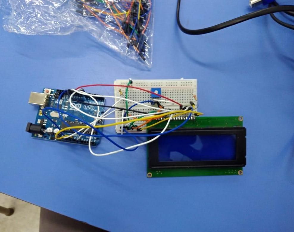 Voltimetro Hecho Con Arduino (Voltimeter Made With Arduino)