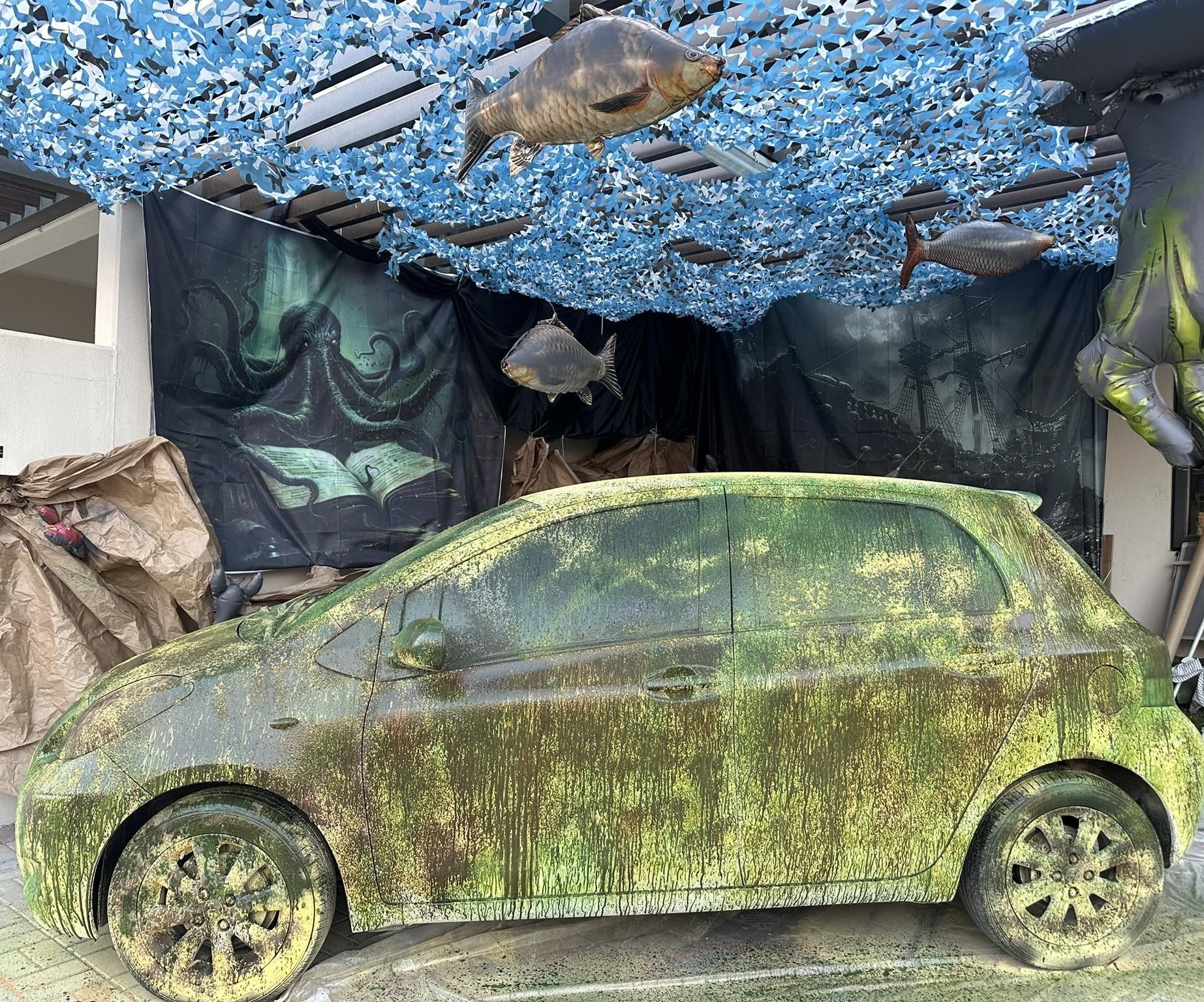 How to Create a Rusty-Looking Car for an Underwater Halloween Display