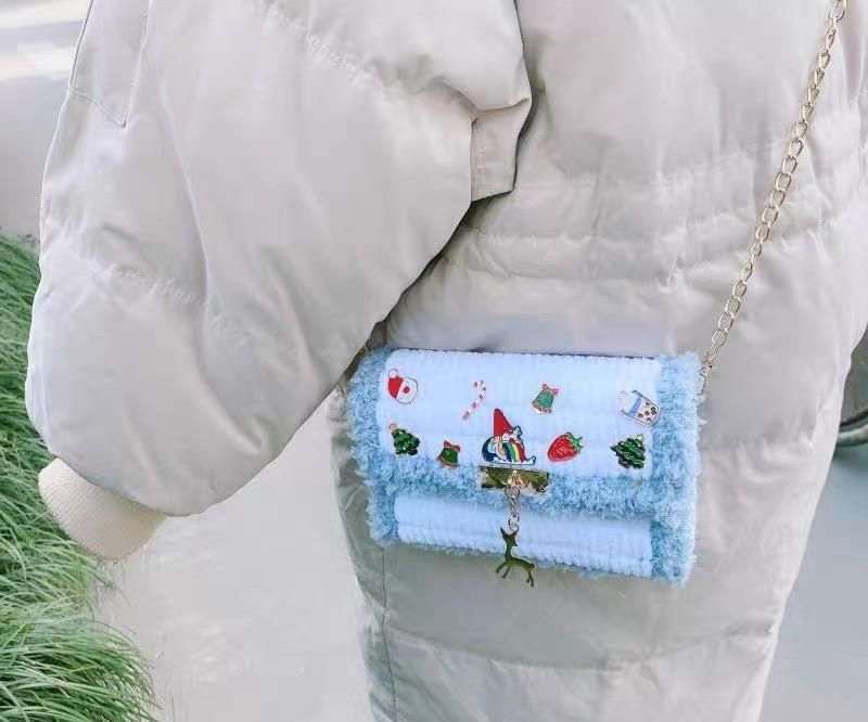 DIY a Handbag Hor Your Grilfriend 