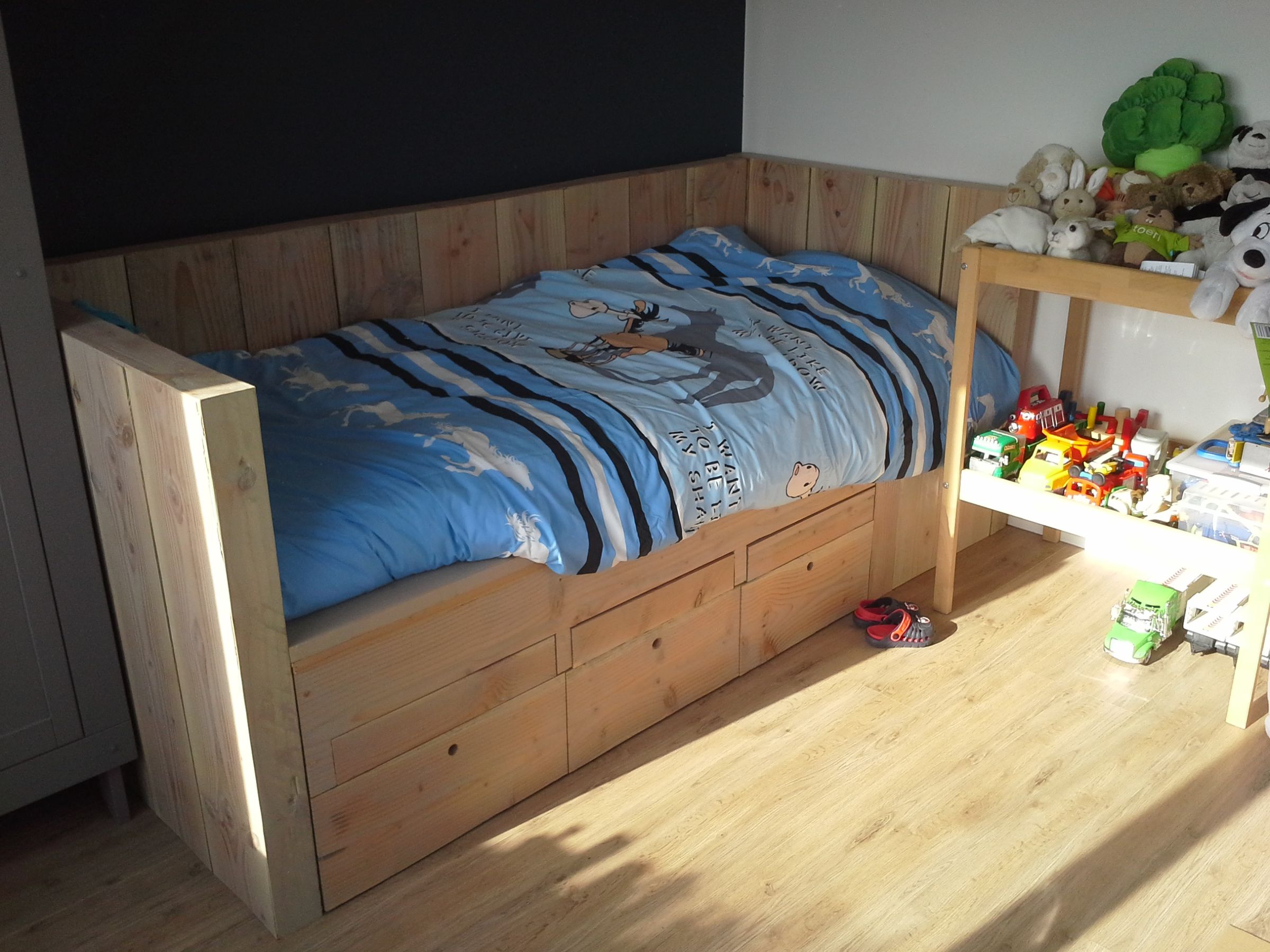 Reclaimed Wooden Bed