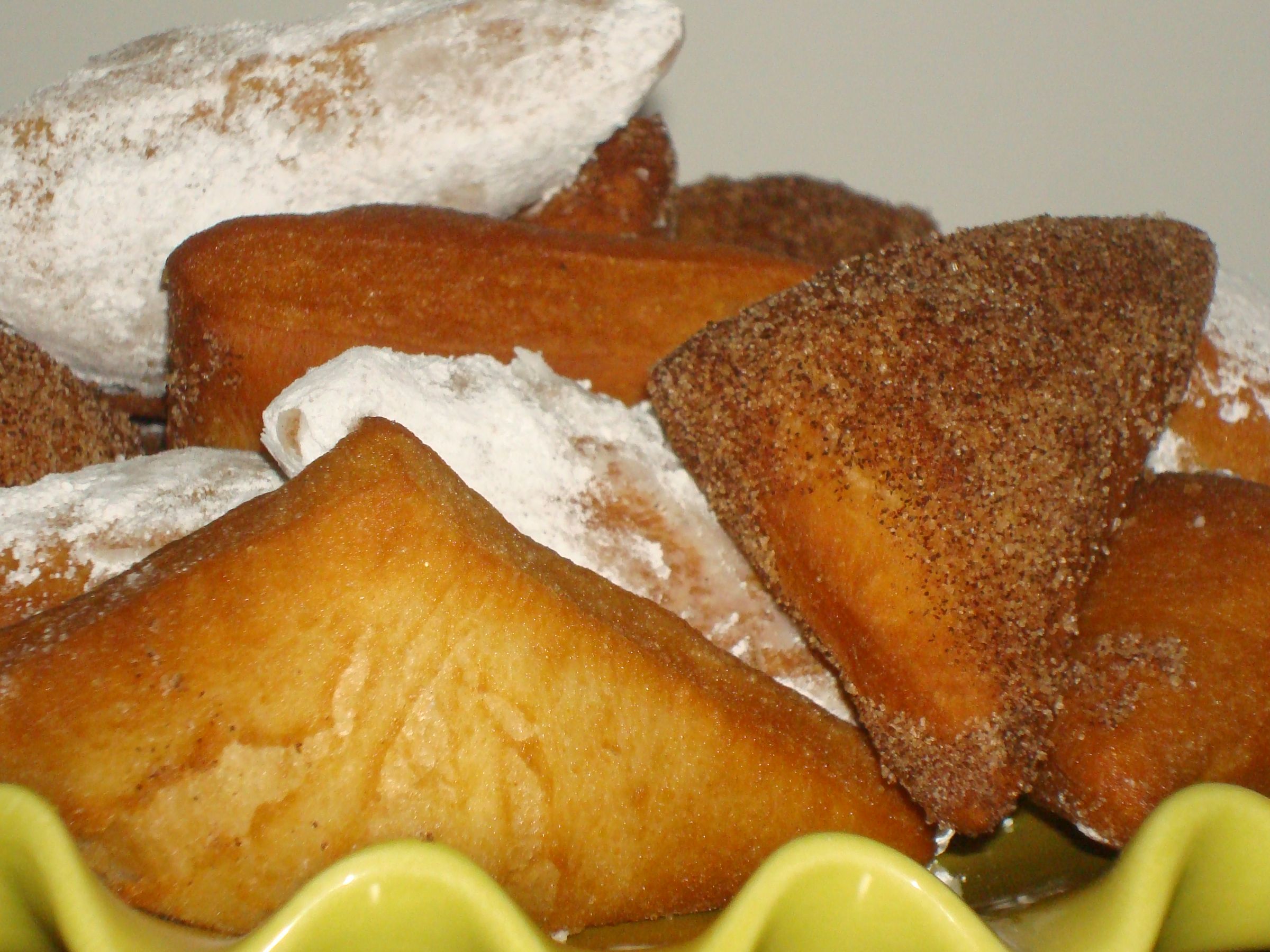 How to Make Sopapillas From Scratch