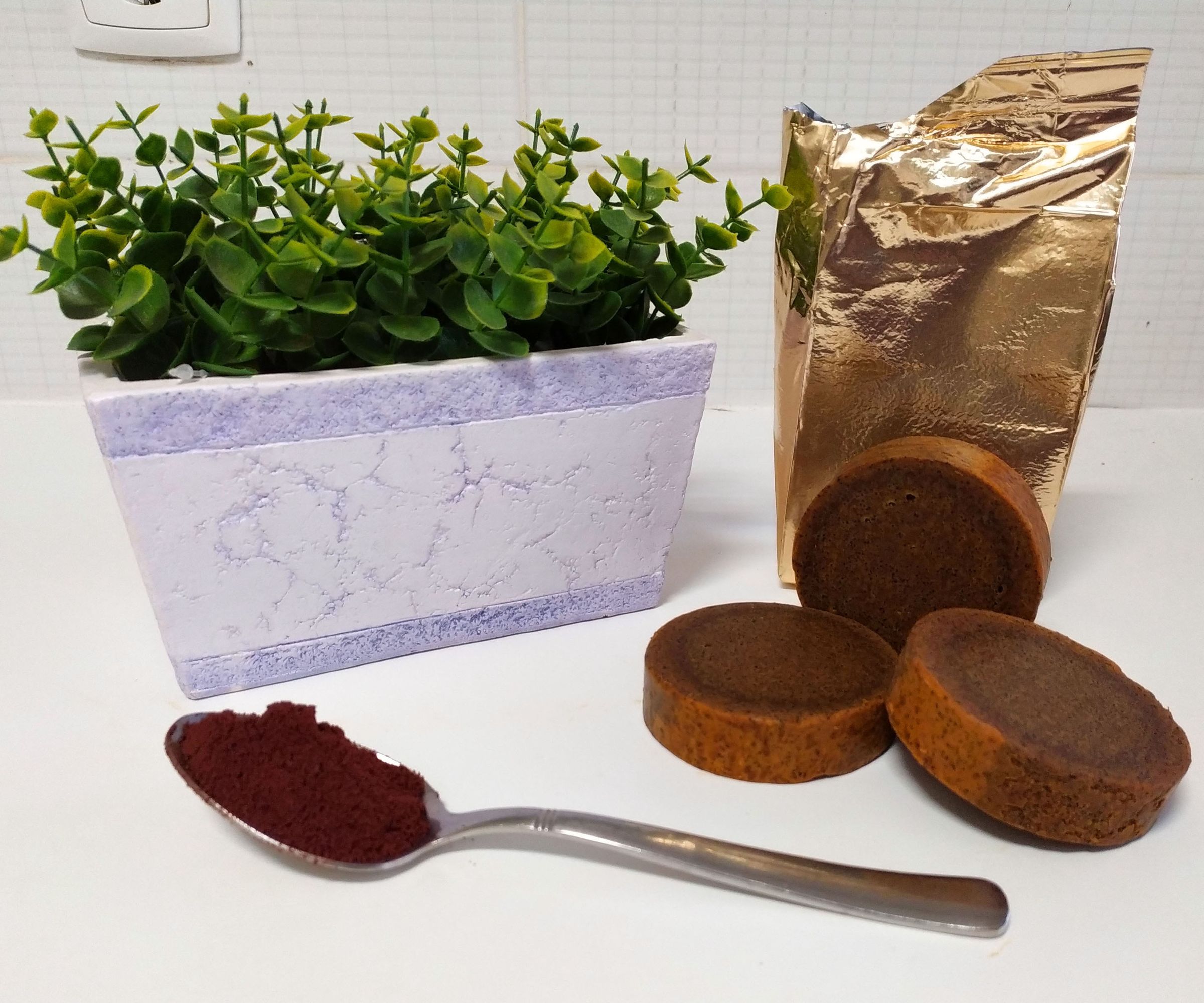 Hydrating and Exfoliating Coffee Soap: Cold Process