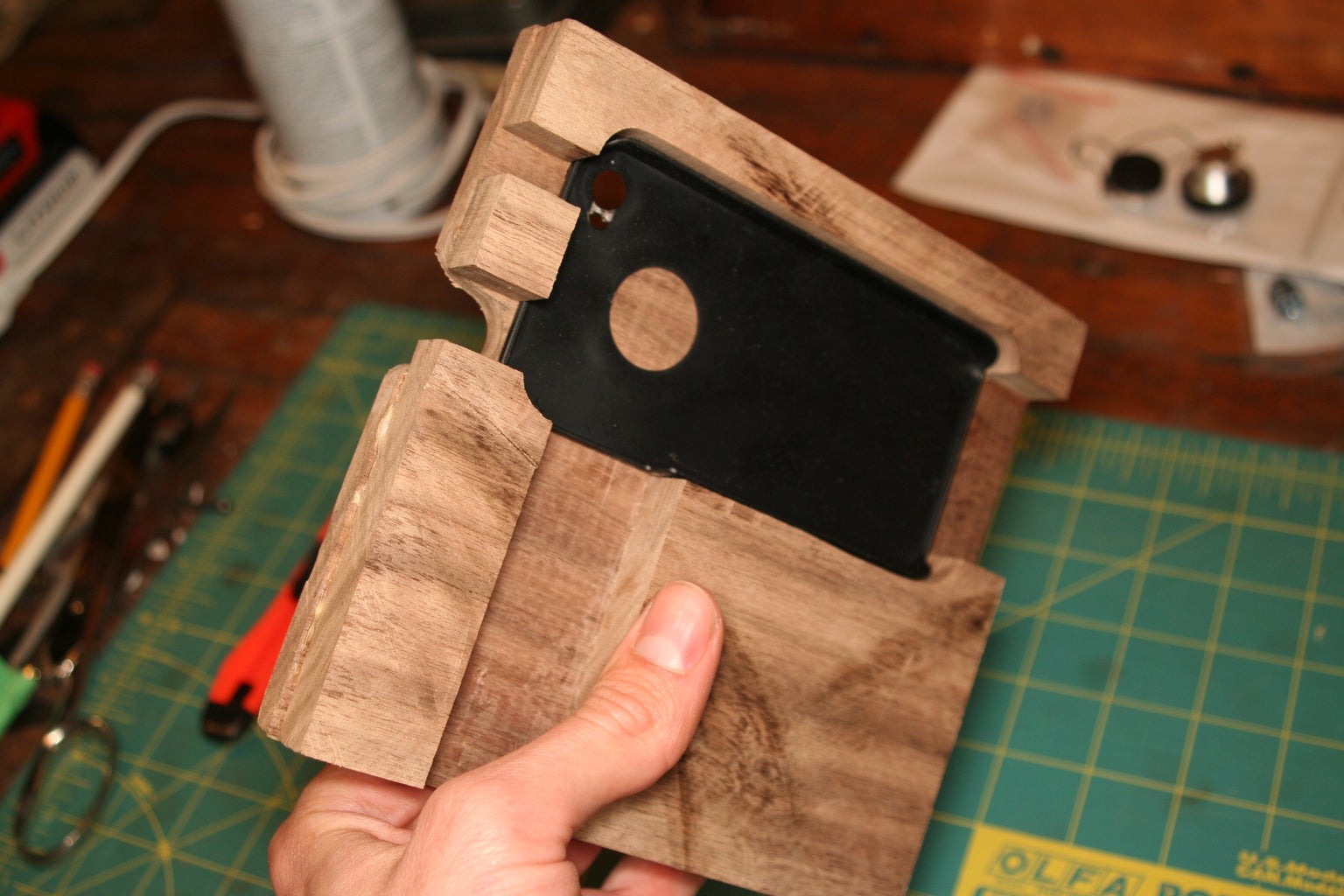 DIY IPhone Video Rig : 5 Steps - Instructables