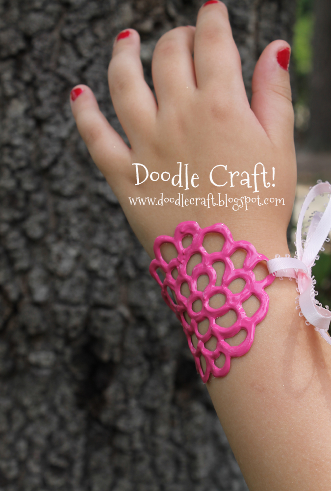 Puffy Dimensional Paint Jewelry!  Great Kid Craft!