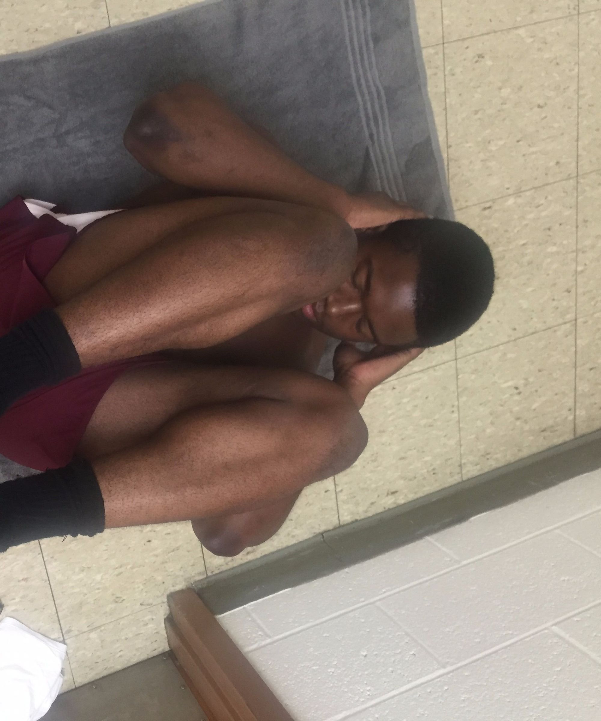How to Get a Tight Core in Your Dorm