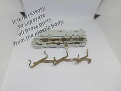 Let's Equip the Robot With a Shoulder Bag