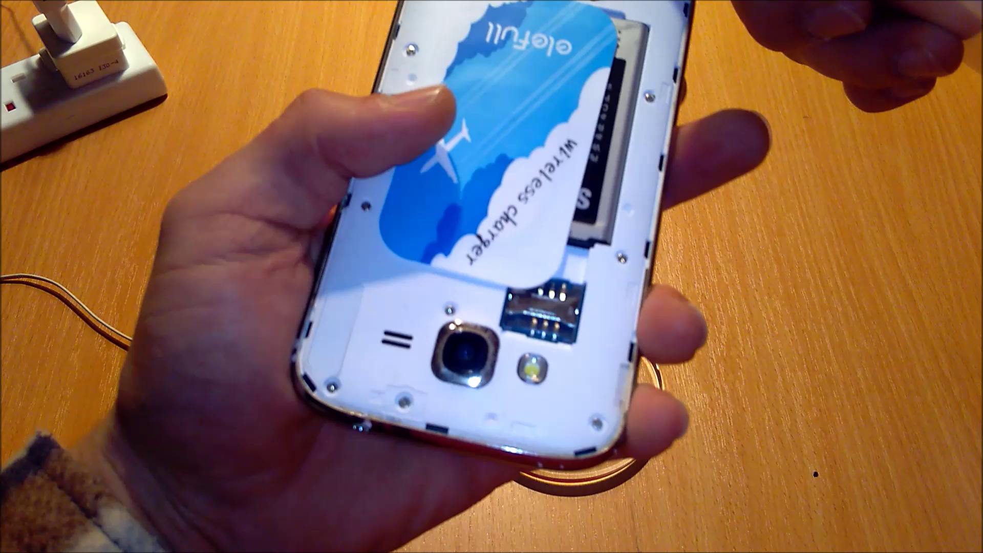 How to Connect Wireless Charger for Any Smartphones 5 Steps