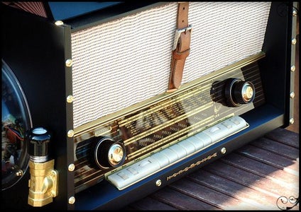 The Airship Pirate's Steampunk Jukebox