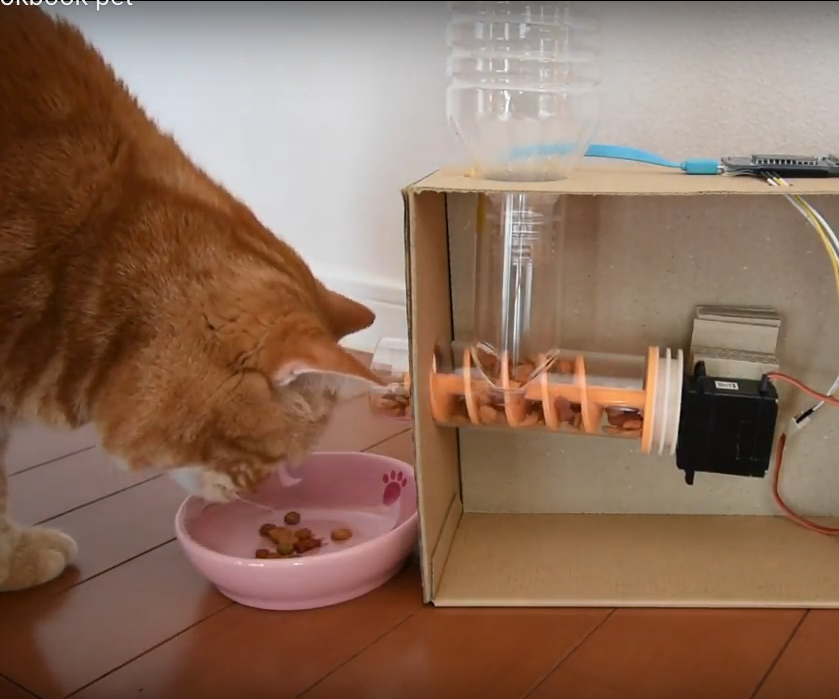 Feed Cat Remotely Using Smartphone With Obniz