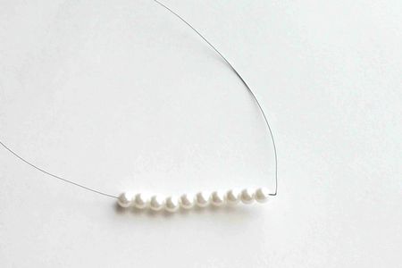 On Both Side, Slide on 10~13 Pearl Beads.