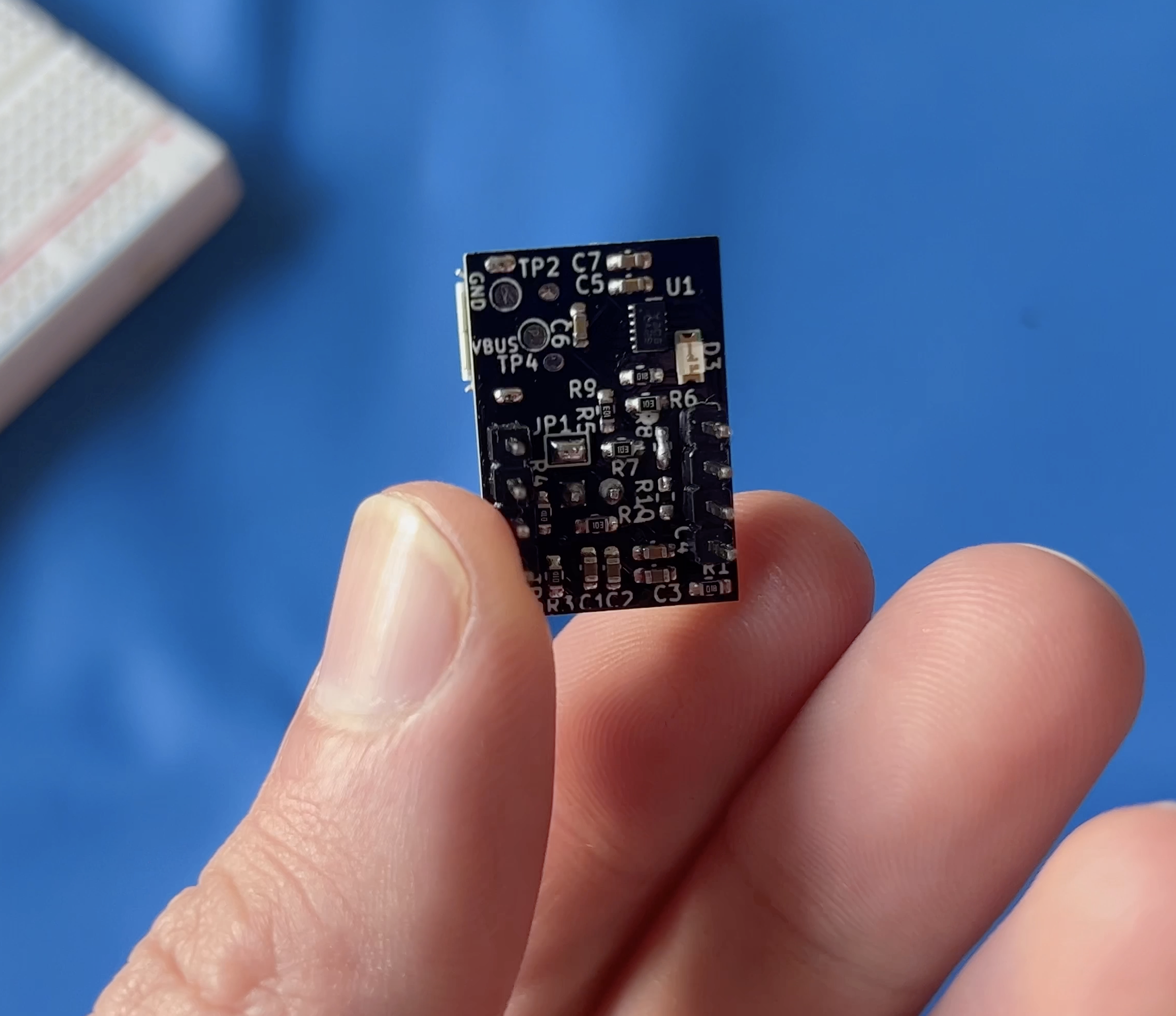 One Button to Rule Them All (Single Button for Power and Input) : 5 ...