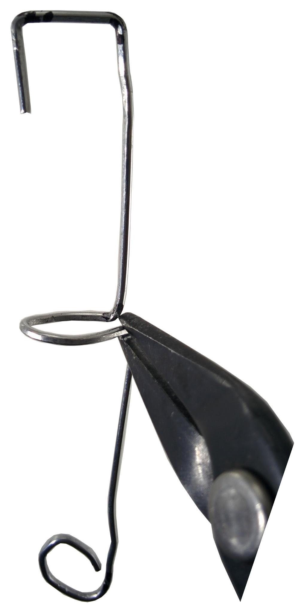 Preparing the Paper Clip Temperature Holder