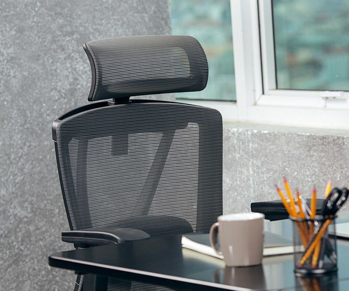Smart Office Chair From Autonomous