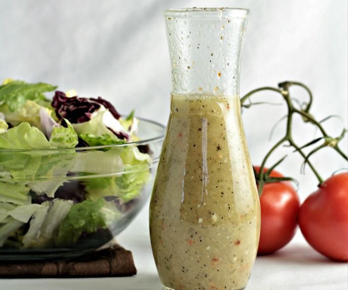 Olive Garden Creamy Italian Dressing (copycat)