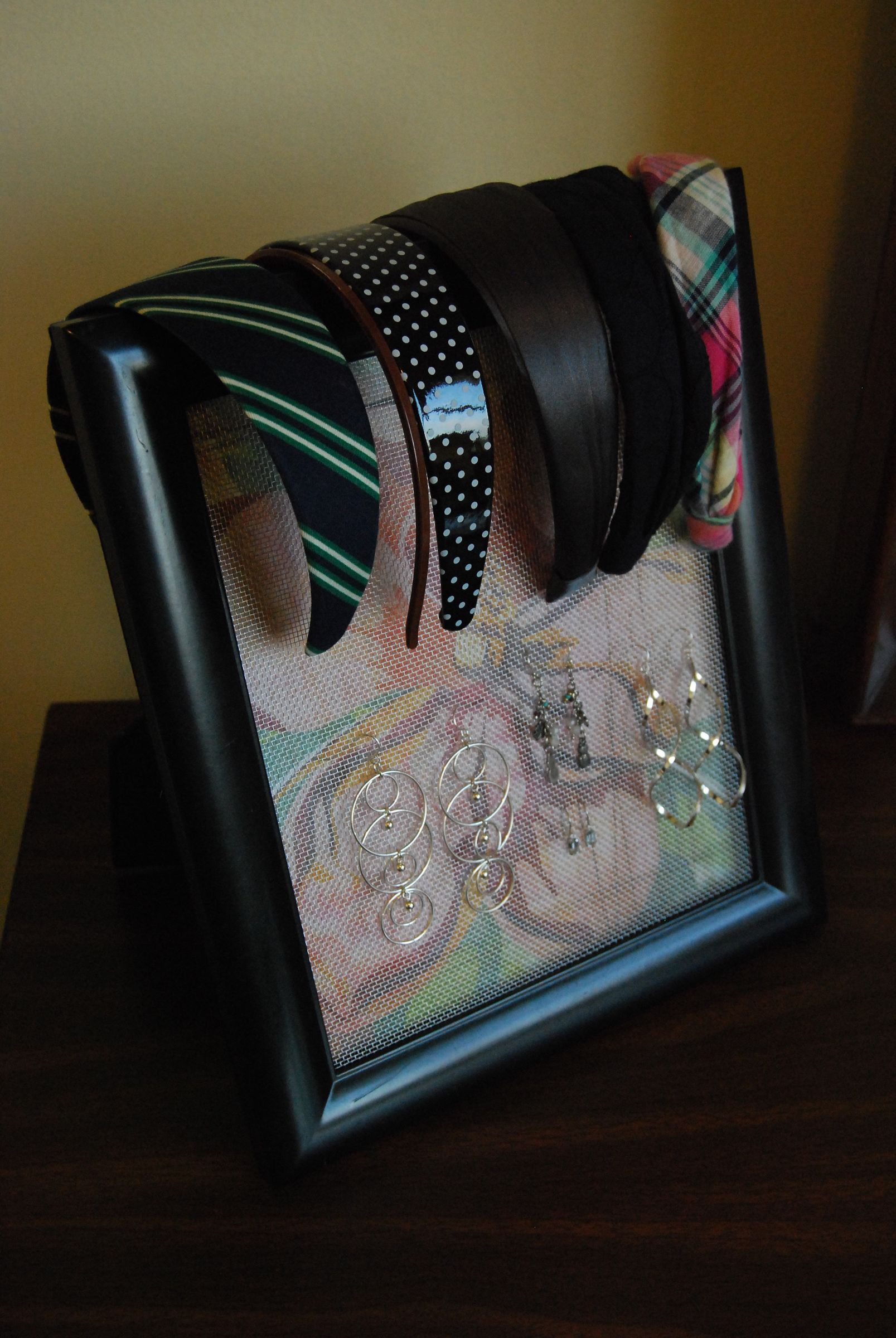 Free Standing Earring Holder