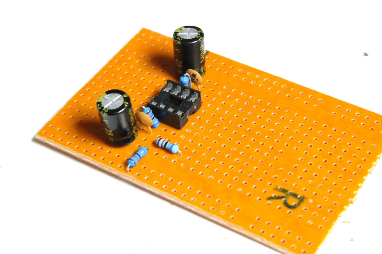 Make a Headphone Amp V2 : 10 Steps (with Pictures) Circuit Diagram